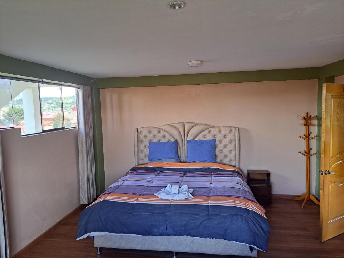 Maychu'S Albergue Chincheros  ภายนอก รูปภาพ