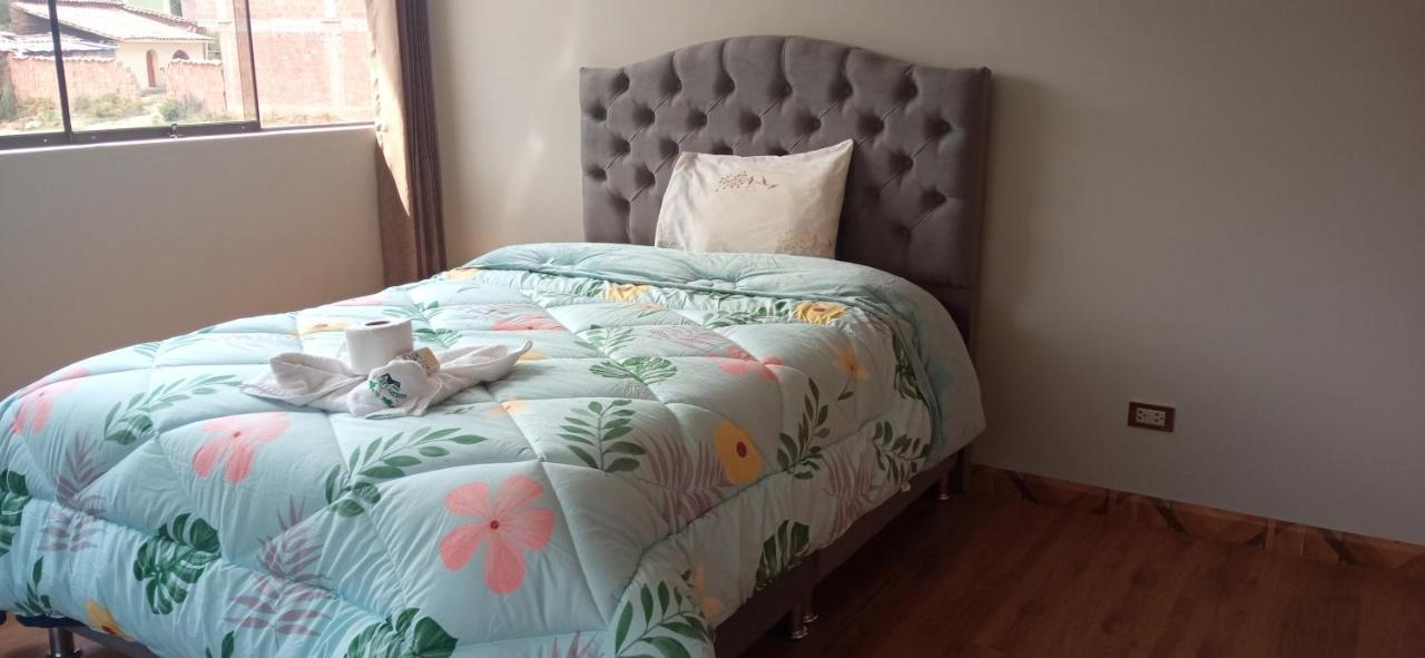Maychu'S Albergue Chincheros  ภายนอก รูปภาพ